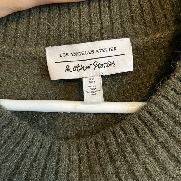 & Other Stories sweater - olive green, size small, like new condition - Picture 4 of 5